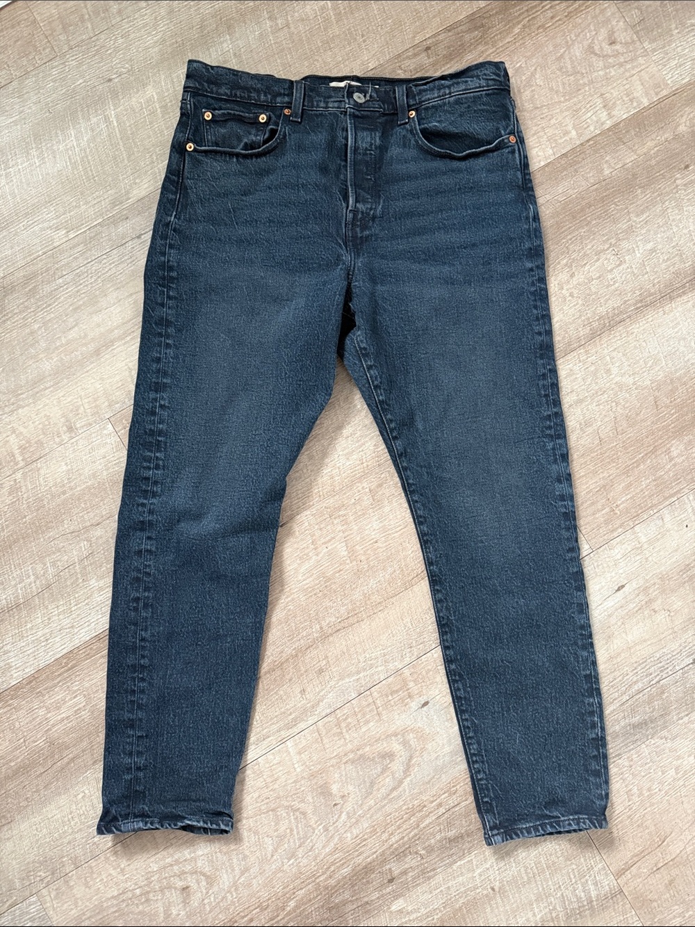 Levi’s Wedgie Jeans Button Fly Size 31